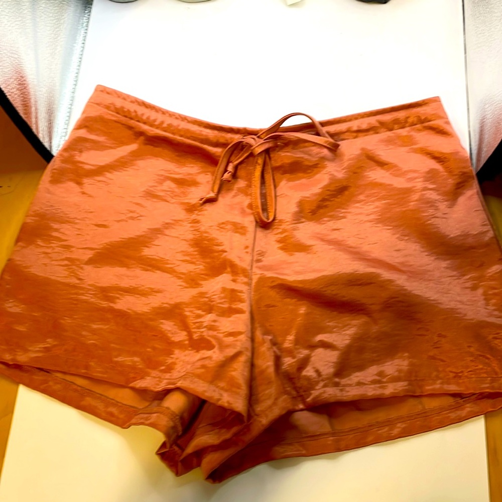 Silence+ Noise women's shorts (000150)